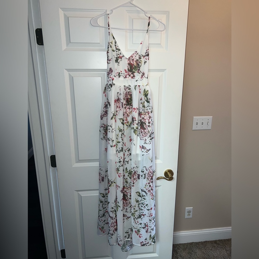 Pink Lily white floral maxi spaghetti strap dress